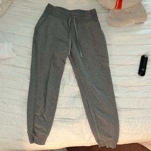 Lululemon Scuba High-Rise Jogger *Full Length
Online Only